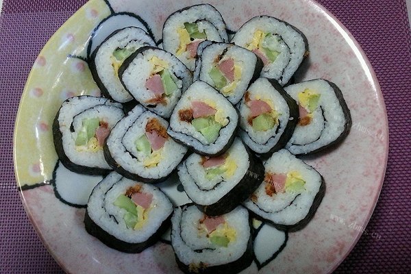 美味紫菜包饭