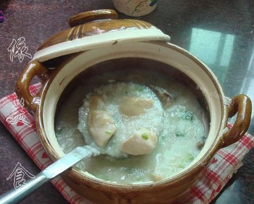 家常砂锅鸡粥