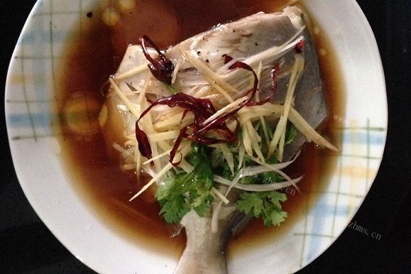 奶锅 清蒸鲳鱼