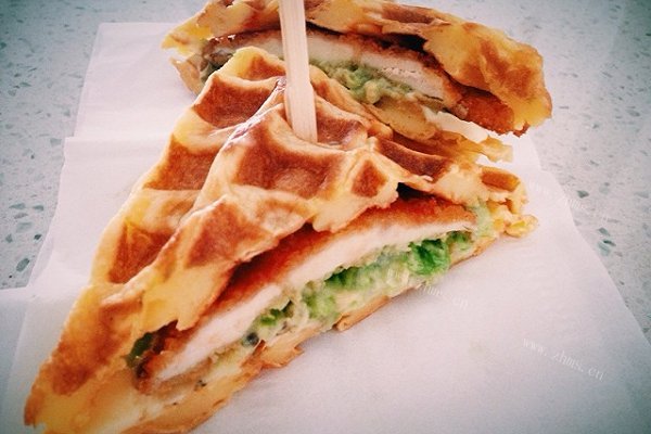 fried chicken waffle