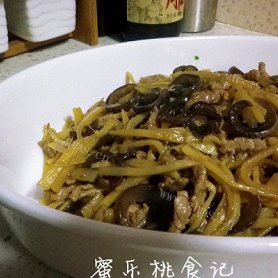 家常版传统津菜烧三丝