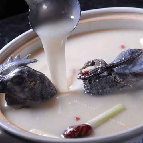简单易做的乌鸡汤