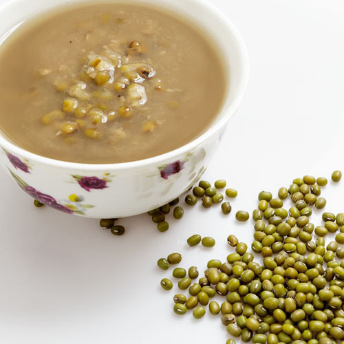好喝的乳鸽绿豆汤 