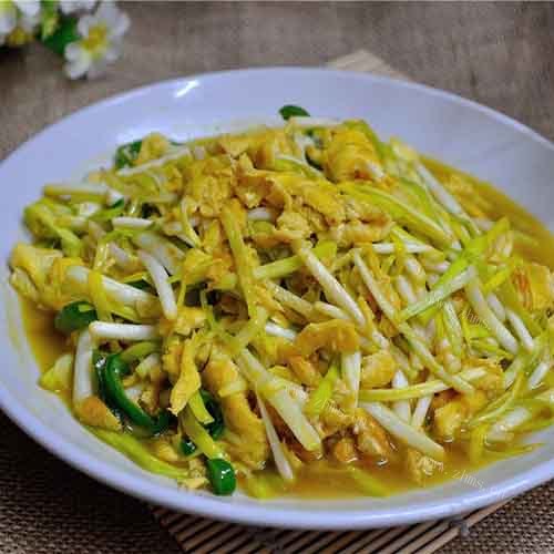 绝味的蒜黄炒鸡蛋