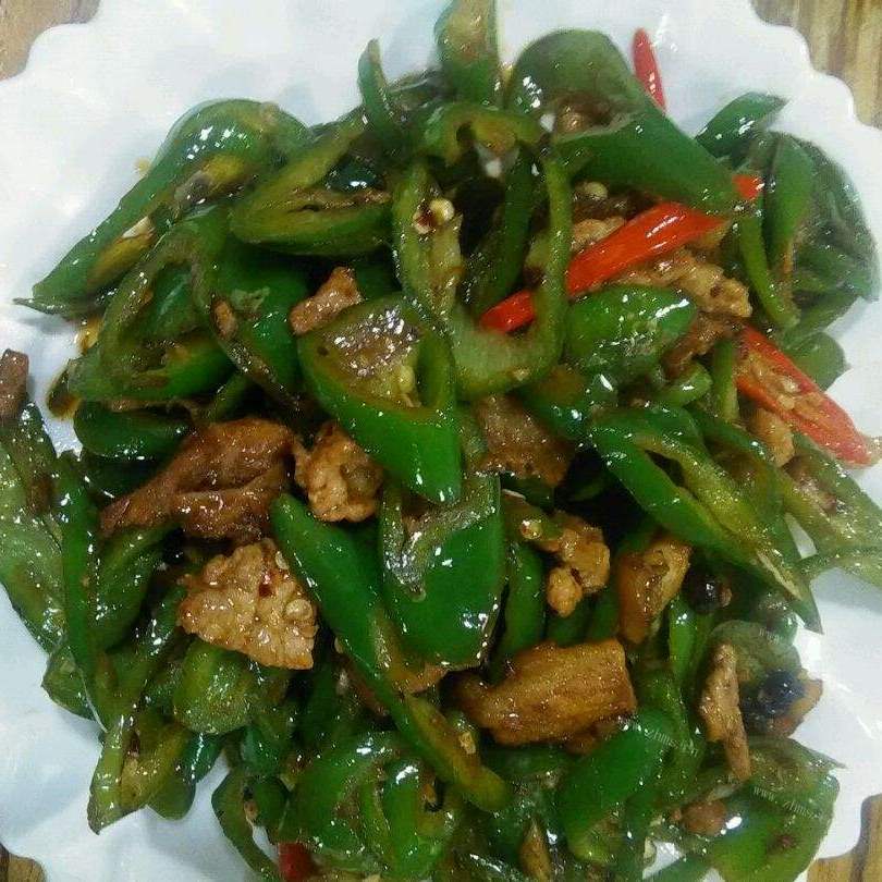 好吃的青椒炒肉的做法