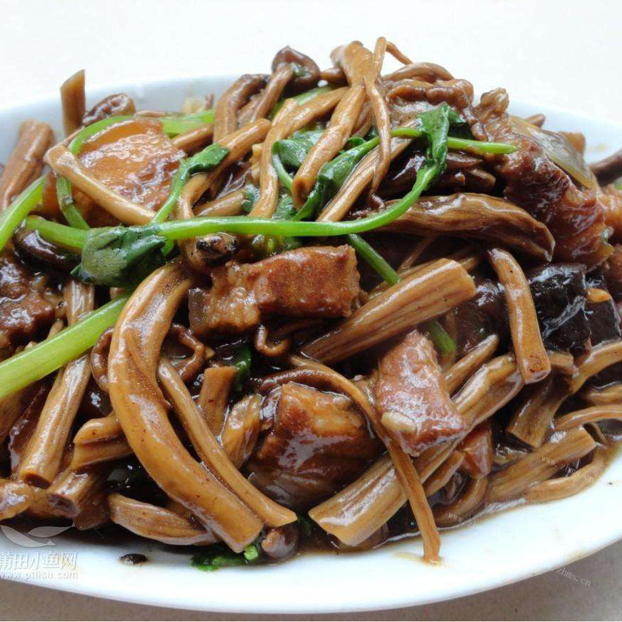 家常茶树菇炒肉 