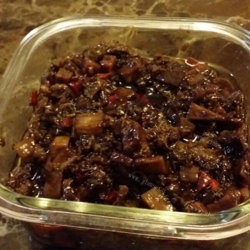咸香的炸酱面的酱