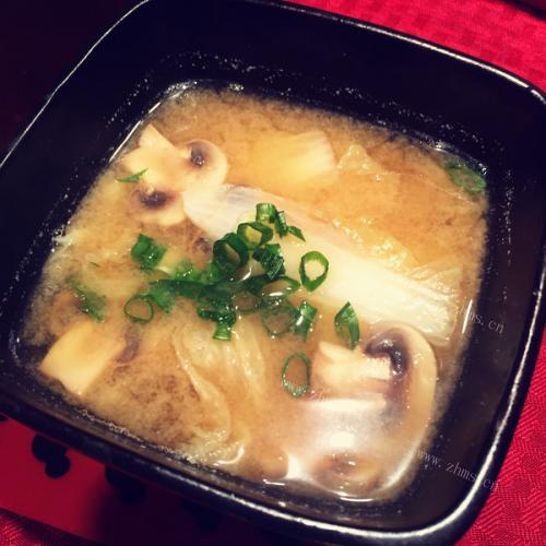 家常兔肉煲汤 