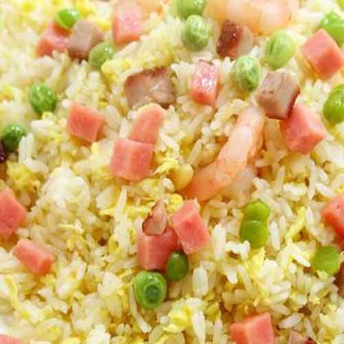 香气逼人的火腿蛋炒饭