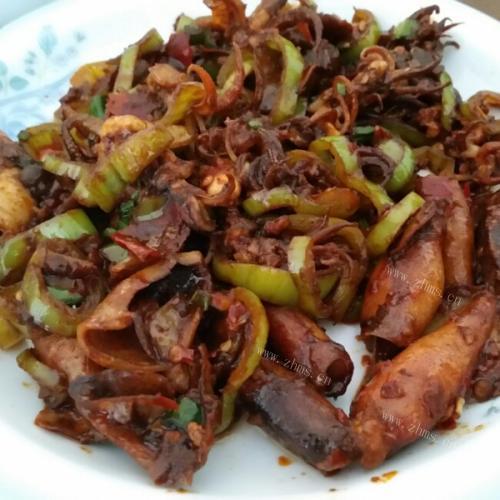 可口美味的酱爆海兔