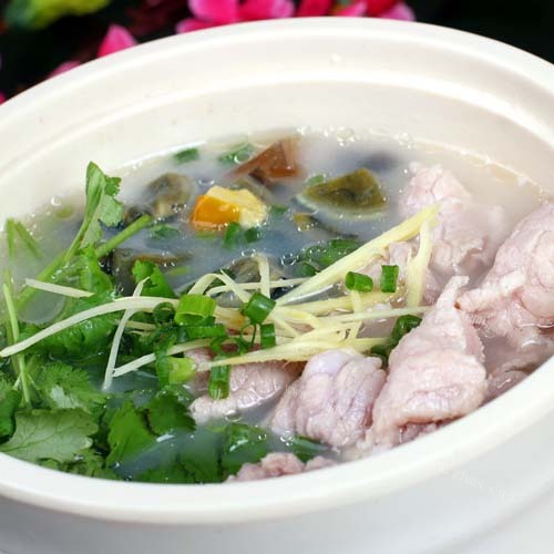 家常菜丝瓜肉片汤