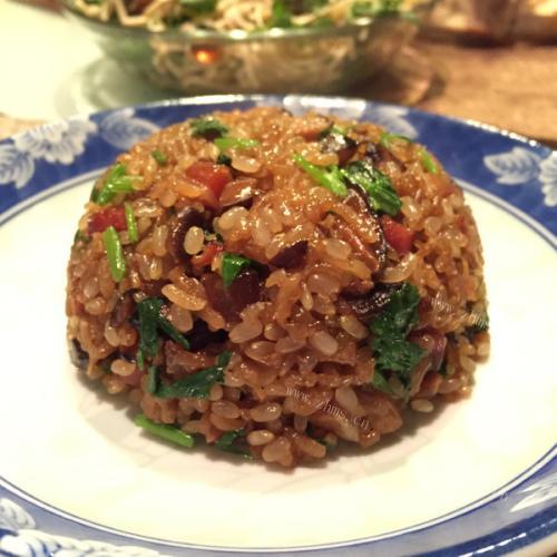 [懒人美食]生炒糯米饭