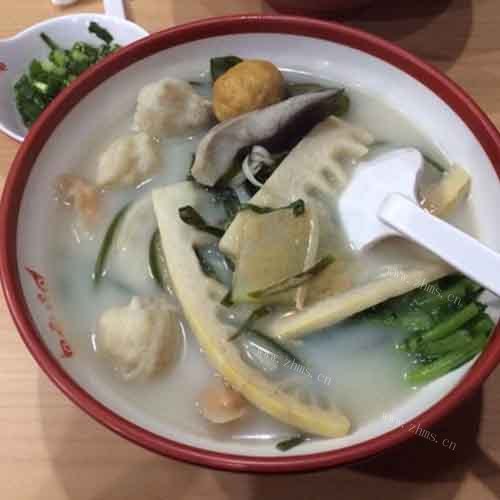 辣辣的骨汤麻辣烫