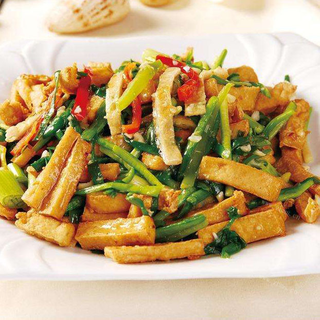 家常菜韭菜炒豆腐