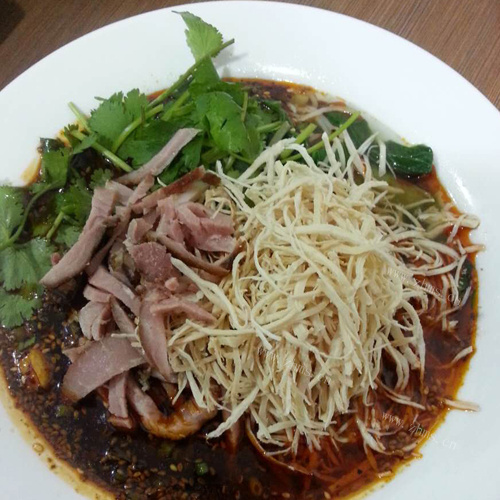 细腻的口水鸡丝面