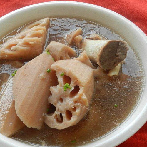 好喝的莲藕汤
