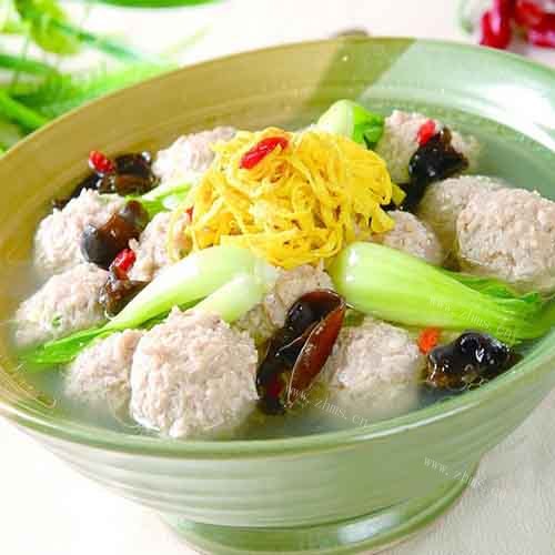家常菜猪肉丸子汤