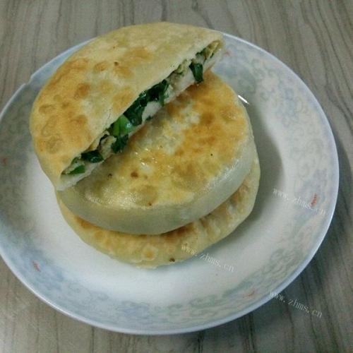 超级简单的韭菜鸡蛋馅饼