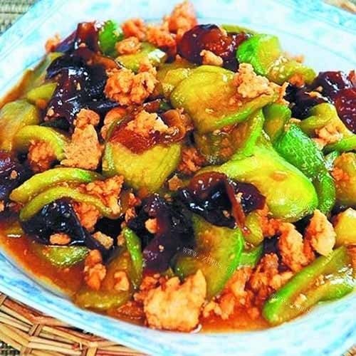 下饭的丝瓜炒肉