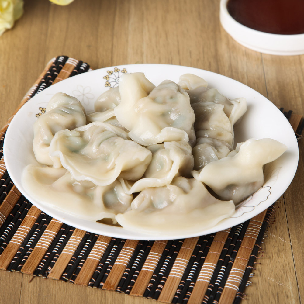 家常的韭菜水饺