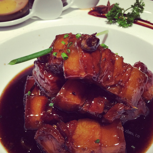 让人怀念的土豆红烧肉