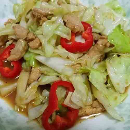 热菜素炒甘蓝菜