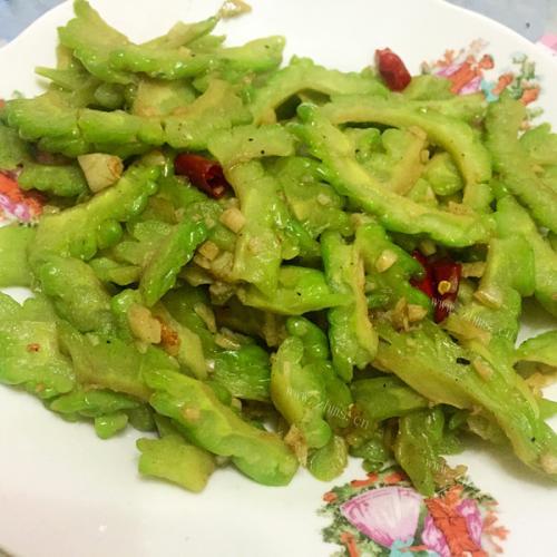#美食派#炒苦瓜