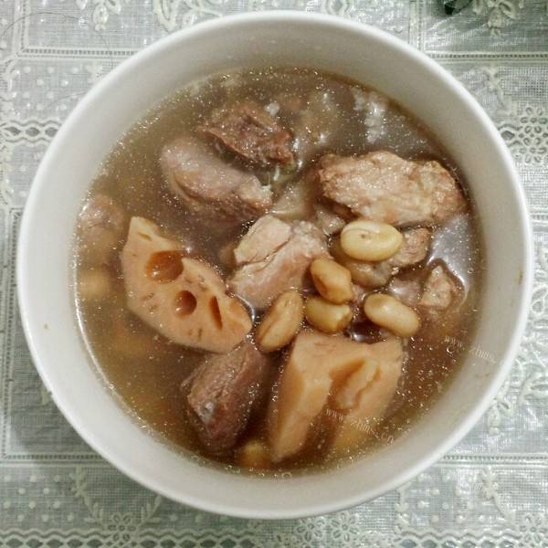 自制排骨莲藕汤