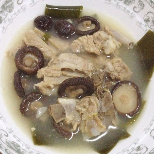 营养海带绿豆排骨汤