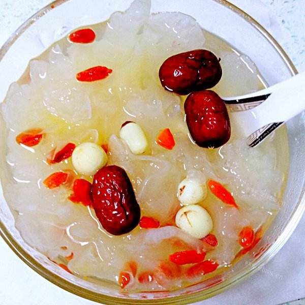 银耳赤豆汤