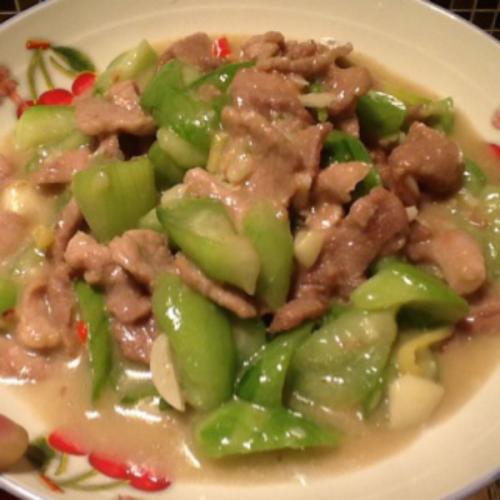 简单的丝瓜炒肉