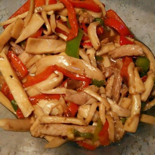 鲜美的蘑菇炒肉的做法