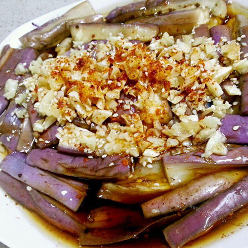家常蒜泥茄子的做法 