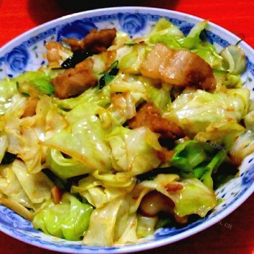 最爱的包菜炒肉