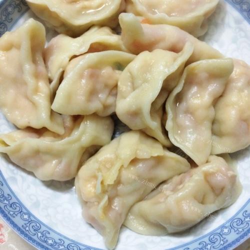 西红柿鸡蛋饺子