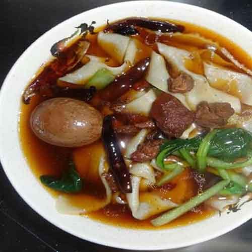 家常牛肉板面 