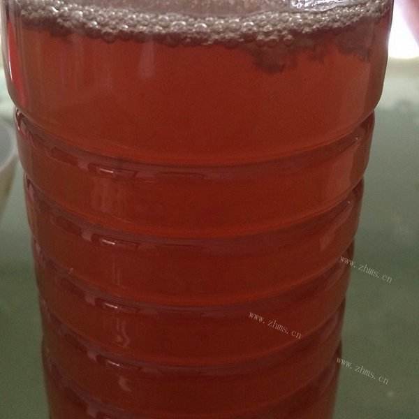 养颜家庭自制葡萄酒