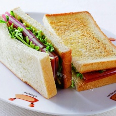 简单的三明治