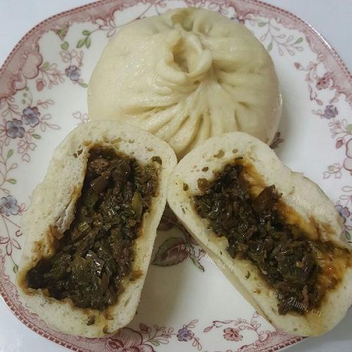 美味的黑米粉包子