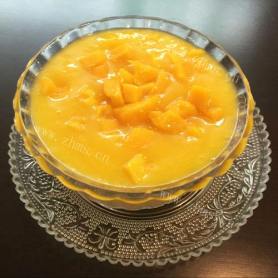 细化绵软的芒果冰激淋
