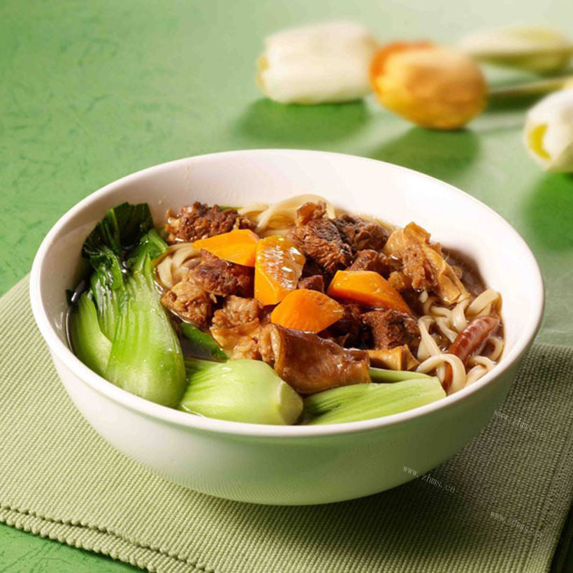 好吃的牛肉板面 