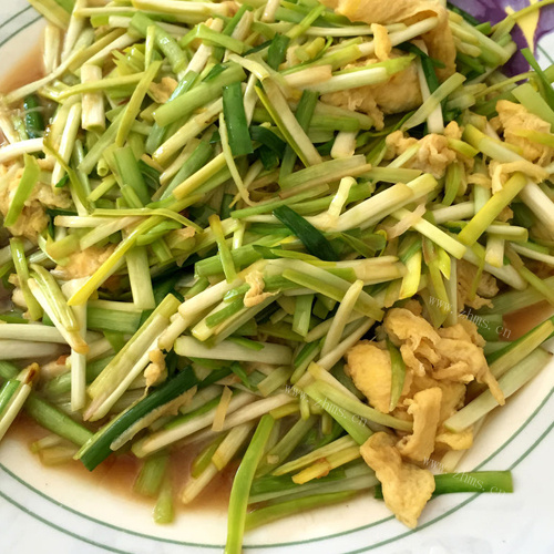 极致的蒜黄炒鸡蛋