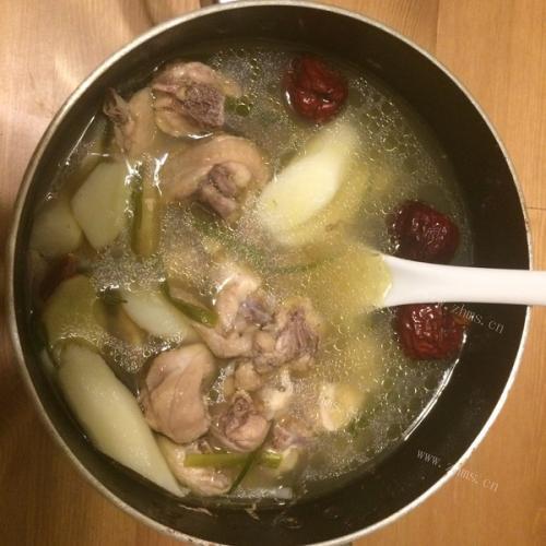 简单清炖鸡汤的做法