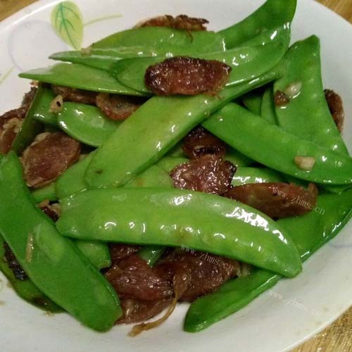 味道不错的荷兰豆炒腊肠