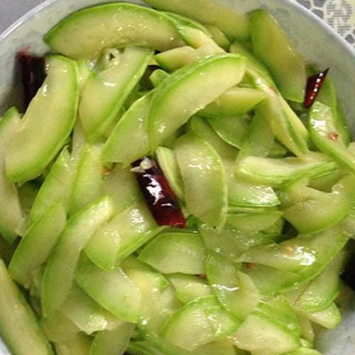甘脆的素炒西葫芦