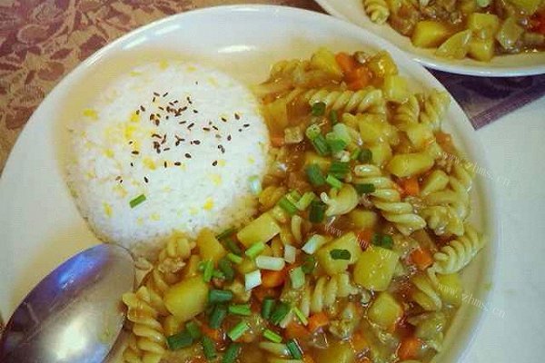 家常咖喱意面饭