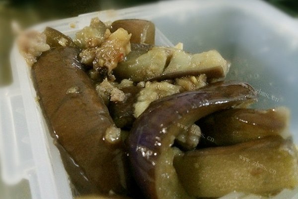 美味的咸鱼茄子煲简易做法
