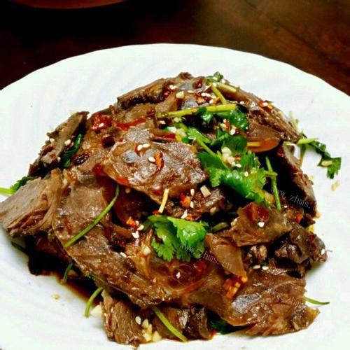 美味的麻辣牛肉