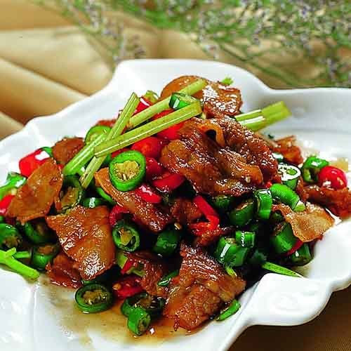 美味的农家小炒肉的做法