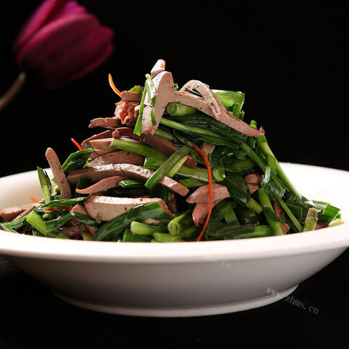 好吃的淡菜炒韭菜